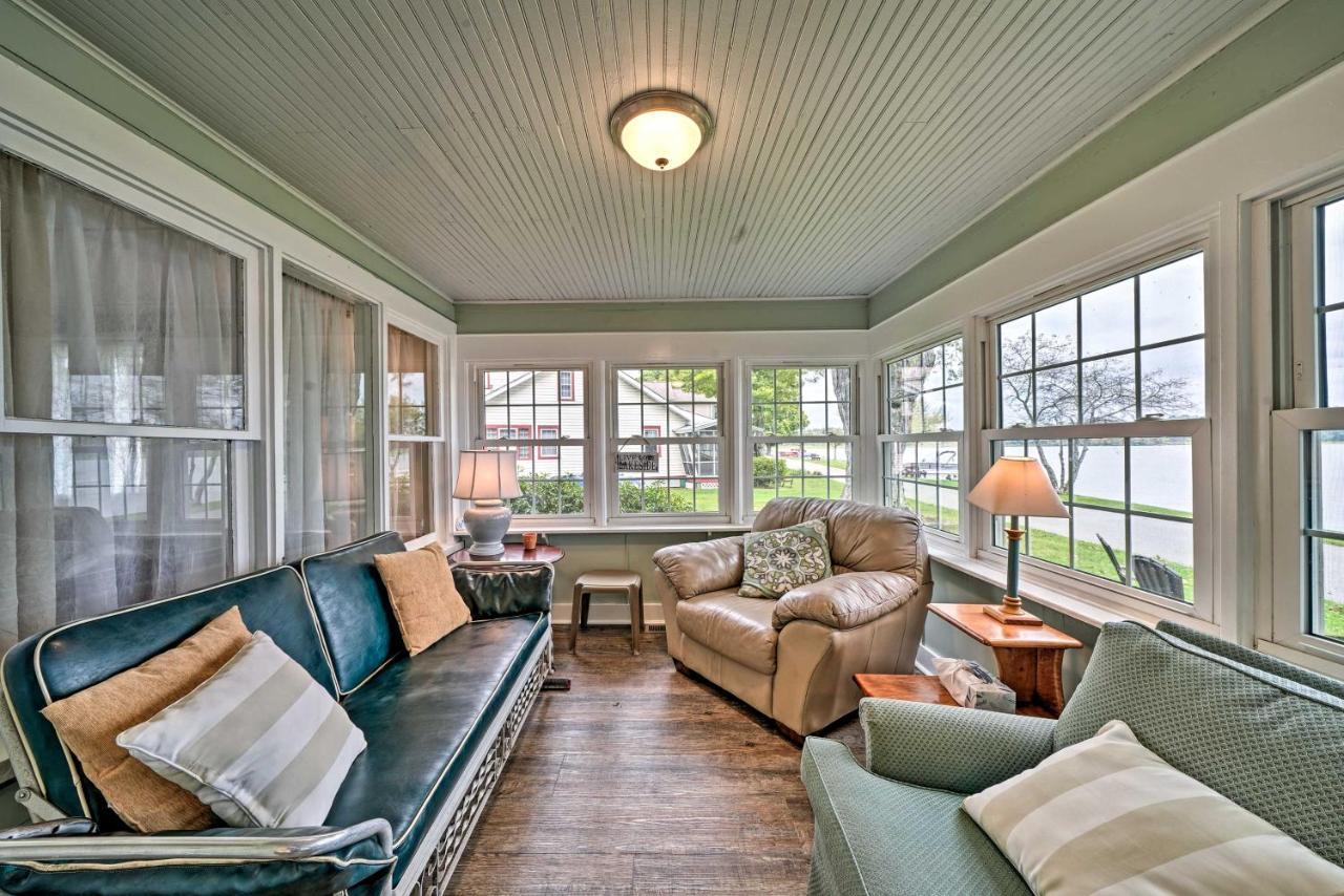 Dreamy Waterfront With Grill Boat And Ski! * Edinboro
