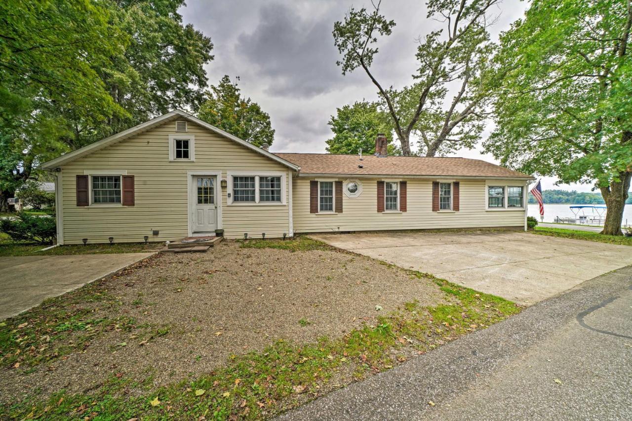 Dreamy Waterfront With Grill Boat And Ski! * Edinboro